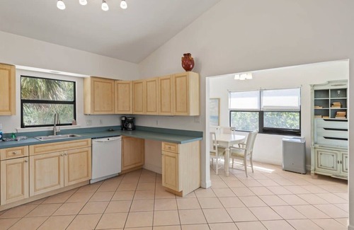 Wulfert House | The Bungalow - Captiva Beach Cottage on Turner Beach
