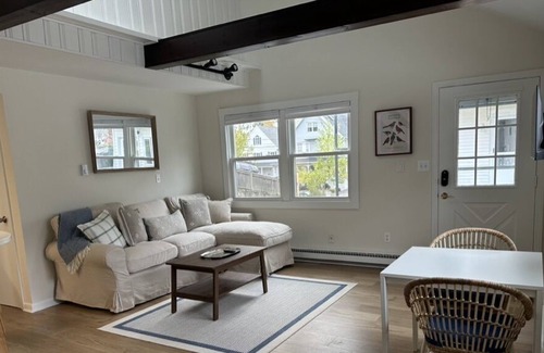 Branford Center House | The Bungalow on the Branford town green.
