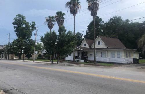 Wadley House | The Bungalow