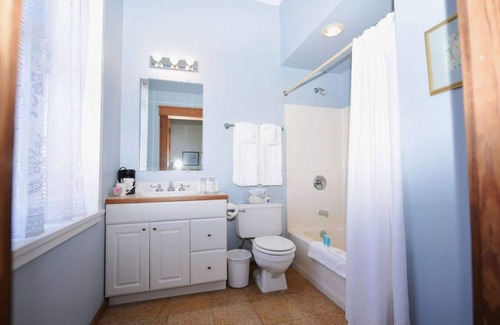Eastland Hotel | The Burnet Room at The Eastland Historic Hotel