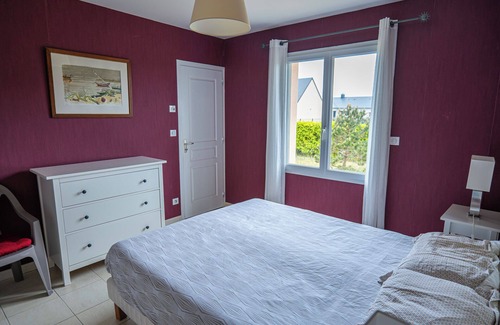 Portbail Hotel | The Côte des Isles Port-bail beach