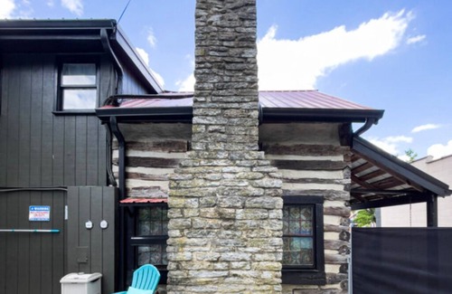 Augusta Cabin | The Cabin at 114 Main Street