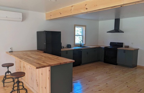 Tamworth Cabin | The Cabins at Timber Ridge - #1 - Brand new cabins nestled in the woods of NH
