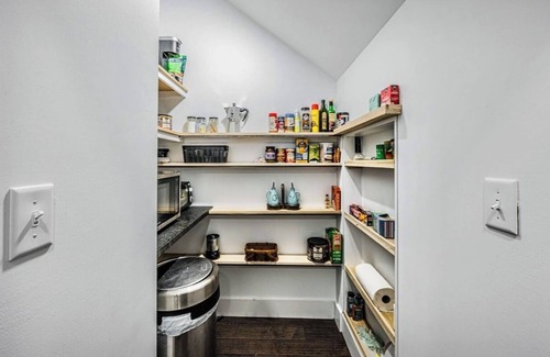Scottsville House | The Caldwell-MountainVibes at Barren River Lake