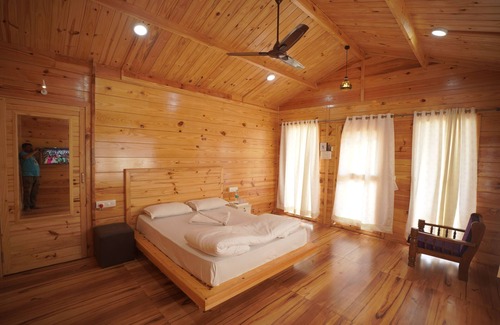 Murud Hotel | The Candlewood Resort