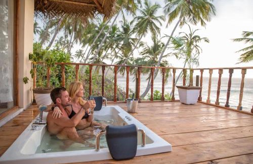Canaguinim Resort | The Cape Goa