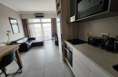Menlyn Apartment | The Capital Trilogy, Sun Time Square, Unit 1008, 10th floor