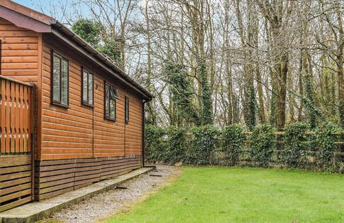 Carnon Downs Cottage | The Carnon Downs Caravan and Motorhome site is the ideal base to explore the beauty of Cornwall.