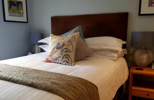 Stanton Wick Hotel | The Carpenters Arms
