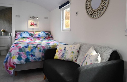 Fort William House | The Carriage