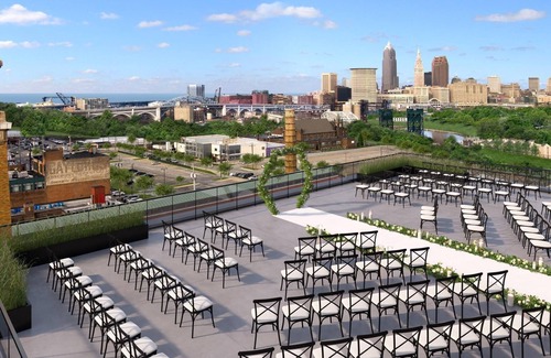 Ohio City Apartment | The Carriage House | Walkable To West 25th