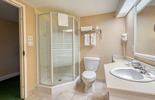 Grimsby Hotel | The Casablanca Hotel