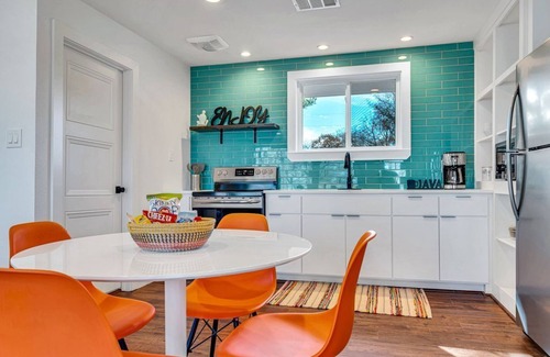 Wills Point House | The Casita @ Lago Vista Waterfront with Views