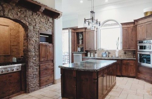 Flagstaff Other | The Castle – Luxury Northern Arizona Estate | Sleeps 17