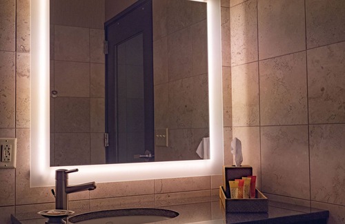 Burlington Hotel | The Catfish Bend Inn & Spa
