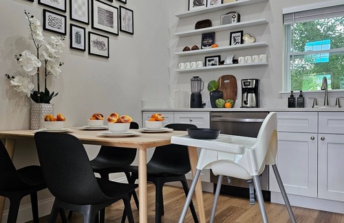 Lake Davis - Greenwood Apartment | The Catherine by the Guest/House Collection