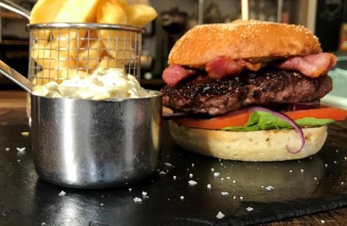 Pentrefelin Hotel | The Cawdor