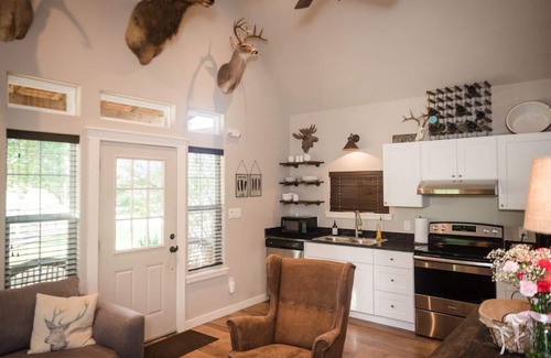 Gruene House | The Cedar Lodge at Gruene B&B