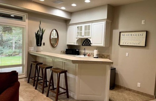Newberg House | The Cellar @Lively Farmna Family Friendly Hobby Farm Stay