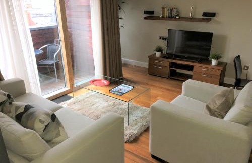 Leeds City Center Apartment | The Chambers