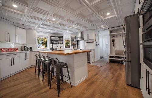 Morris-Turnberry House | The Chapel Retreat Su