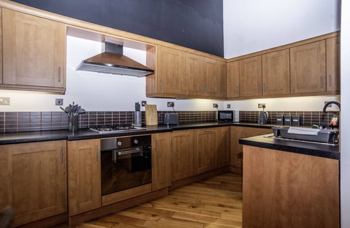 Coalbrookdale House | The Chapel - Telford - Sleeps 8