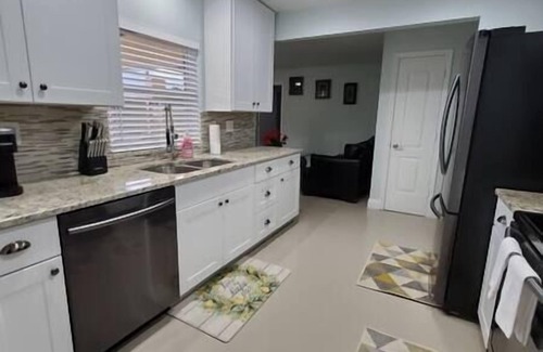 Royal Palm Beach House | The "Chardonnay Resort" Luxury home with pool/spa