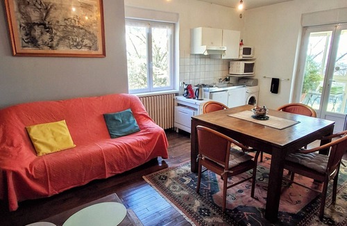 Cublac House | the Charlotte Cottage
