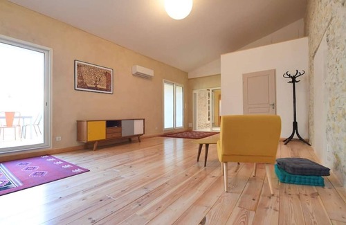 Tornac House | THE CHARM AND COMFORT OF A BEAUTIFUL COUNTRY APARTMENT