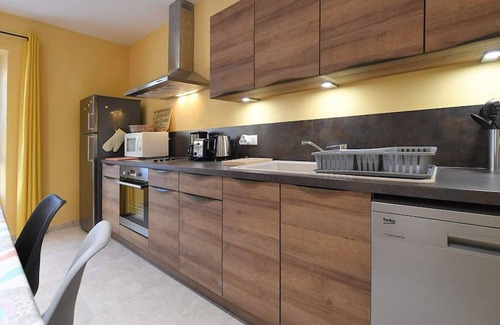 Tornac House | THE CHARM AND COMFORT OF A BEAUTIFUL COUNTRY APARTMENT