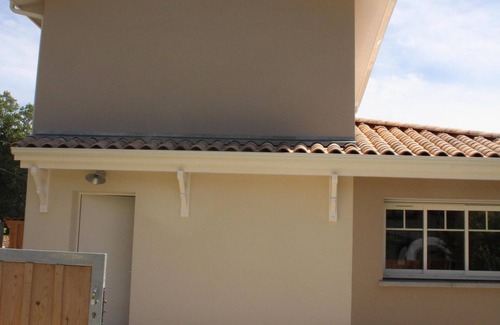 Ares House | THE CHARM OF THE ROCHER