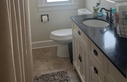 Willoughby House | The Charmer
