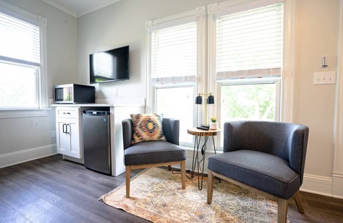 Five Points Apartment | The Charming Cowboy S