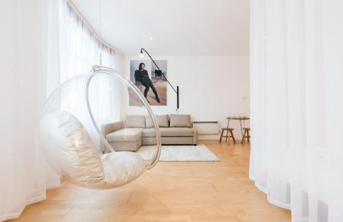 Barbican Apartment | The Charterhouse, Farringdon, by the Design Traveller