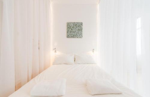 Barbican Apartment | The Charterhouse, Farringdon, by the Design Traveller