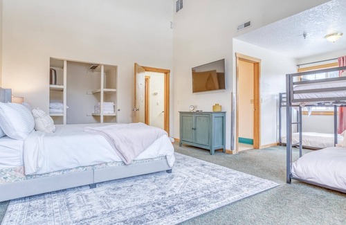 Government Camp Condo | The Chinook Lodge at Government Camp
