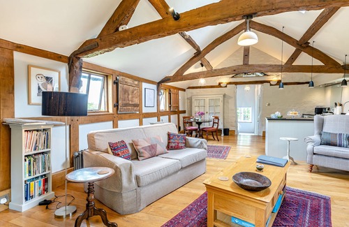 Hereford Cottage | THE CIDER MILL, romantic, with open fire in Westhope, Herefordshire
