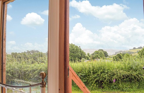 Caersws Cottage | The Cider Pressers Hut-UK39773