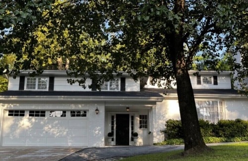 East Ridge House | The Claremont Cottage