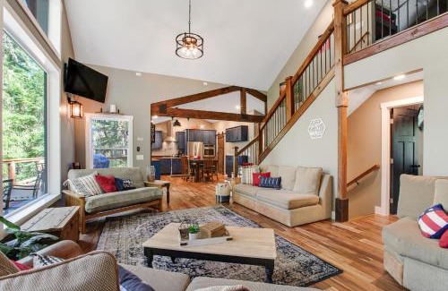 Anderson Island House | The Classy Cabin