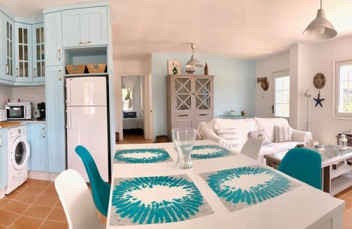 Ortigueira House | The Cliffs - Surf Lodge Esteiro