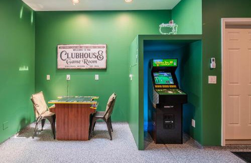 Scottsdale Estates Nine House | The Clubhouse