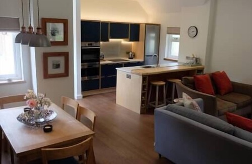 Scaynes Hill House | The Coach House @ Hoods Croft