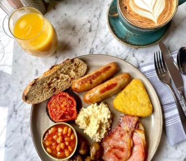 Butetown Hotel | The Coal Exchange Hotel