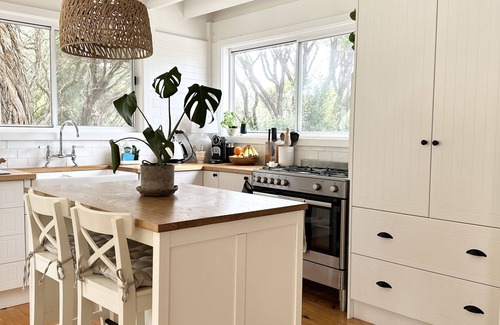 Fingal House | The Coastal Cottage | Perfect for families, freshly renovated, close to beaches!