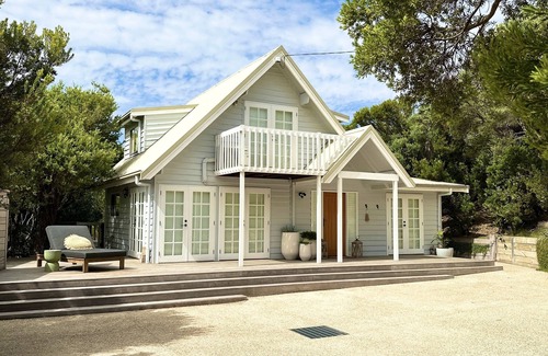 Fingal House | The Coastal Cottage | Perfect for families, freshly renovated, close to beaches!
