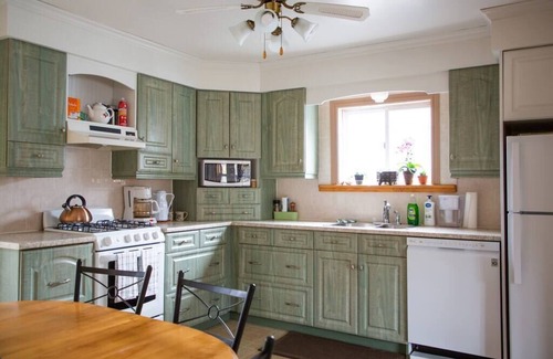 Cobourg House | The Cobourg Creek Cottage