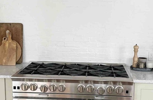 Centreville Other | The Colonial Farmhouse