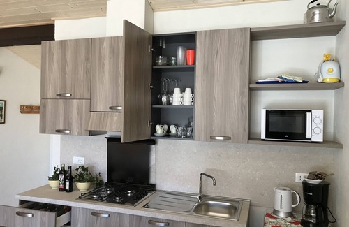 Toscolano Maderno House | The company of the silence of nature will be the background of your holiday