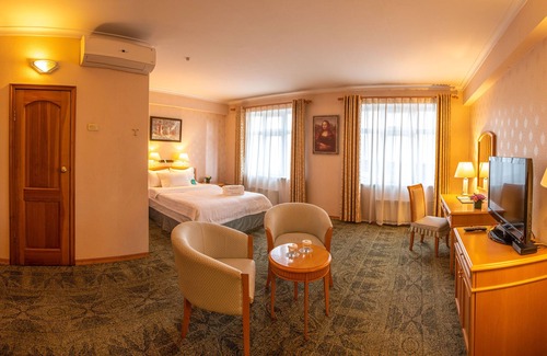 Downtown Ulaanbaatar Hotel | The Continental Hotel